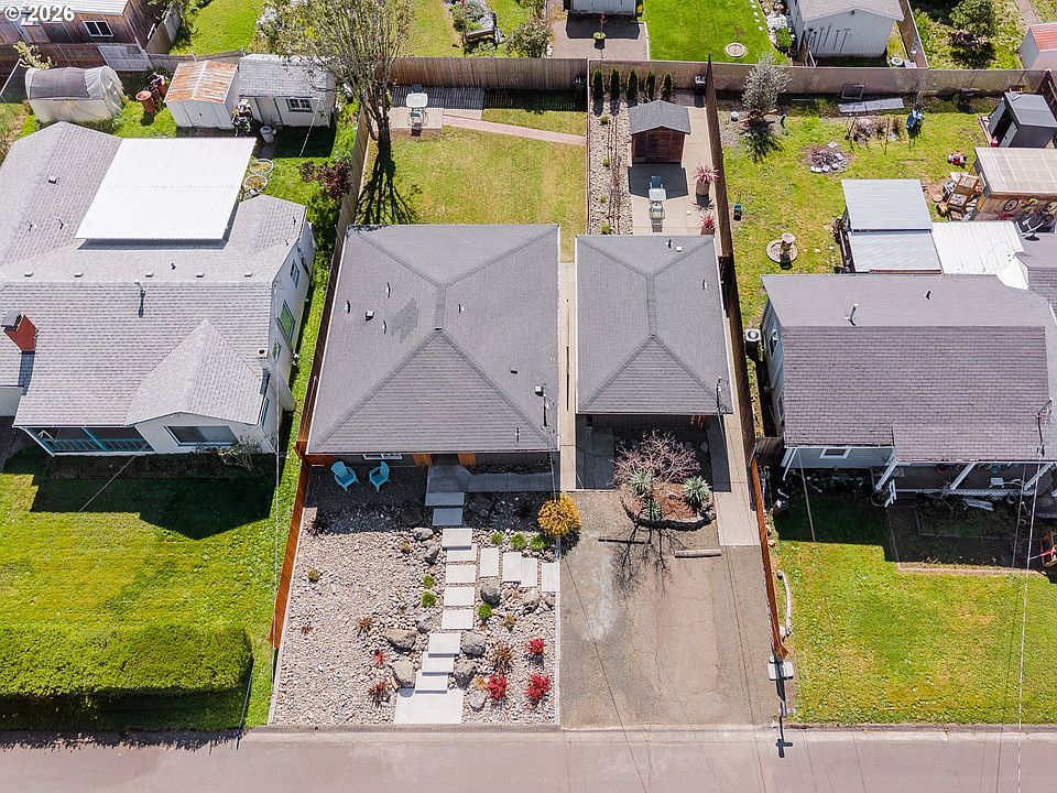 1st image of 2767 W Langenberg Ave