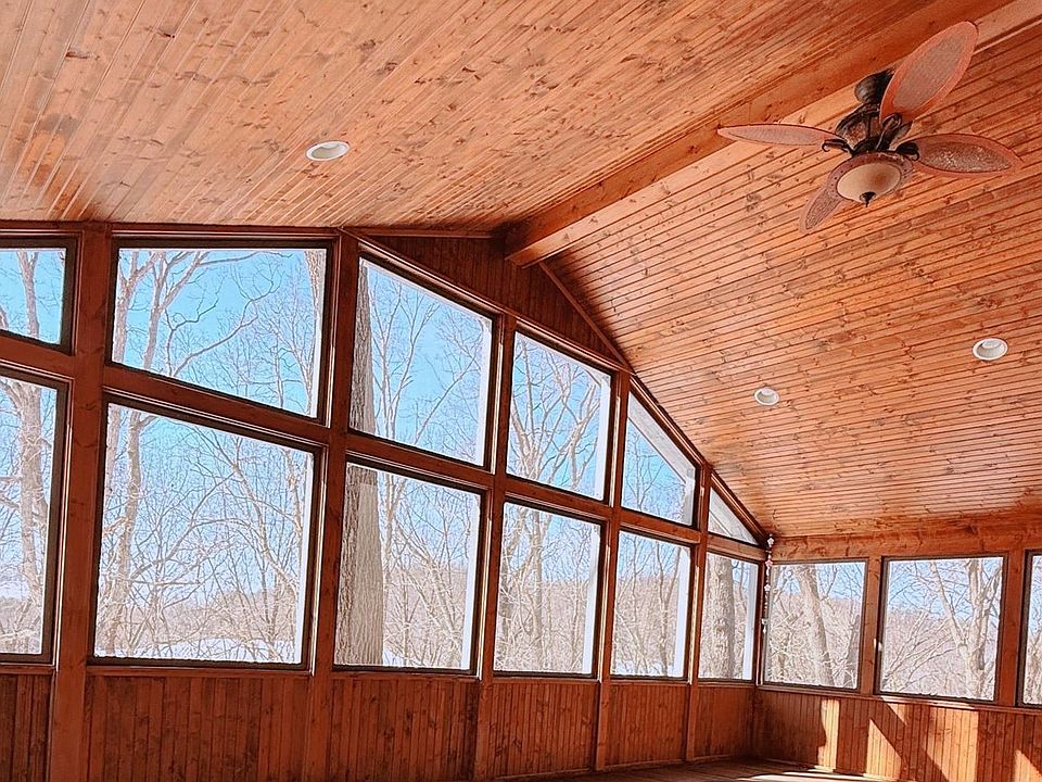 2nd image of 37 W Hill Farm Dr