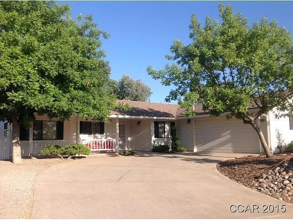 891 Carson Dr photo 1