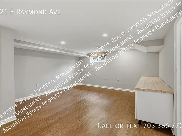 121 E Raymond Ave — Photo 26