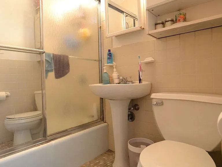 66 Brooks St #3 — Photo 6