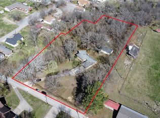 376 E Black St, Pea Ridge, AR 72751