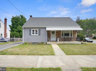25 S Fulton St, Manheim, PA