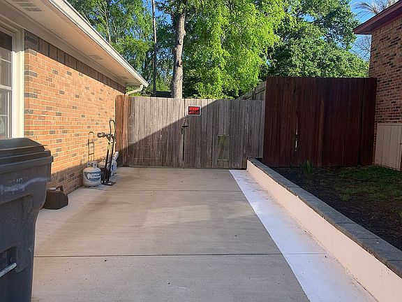 Right side of Home