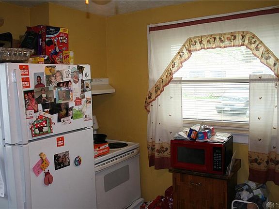 5th image of 1025 Covington Ave