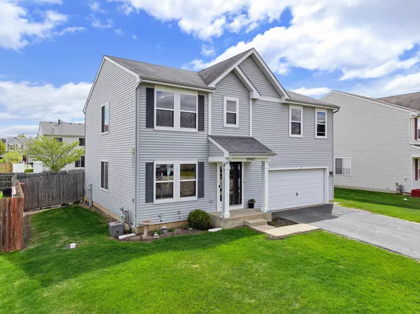 39907 Walton Ln, Beach Park, IL 60083