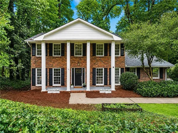 1310 Fork Creek Trl, Decatur, GA 30033