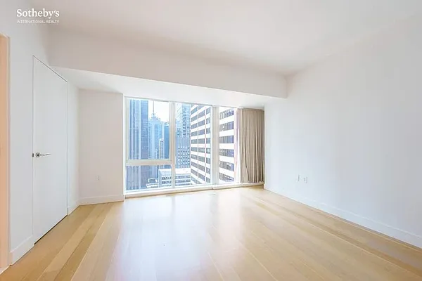 Rented by Sotheby's International Realty | media 20