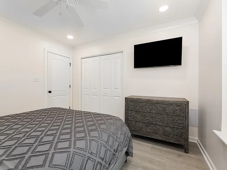 508 Rock Cliff Ct — Photo 15