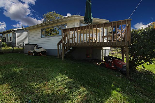 1st image of 26581 W Spruce St
