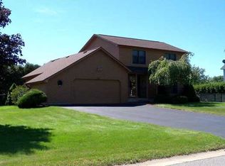 107 W Forest Dr, Rochester, NY 14624