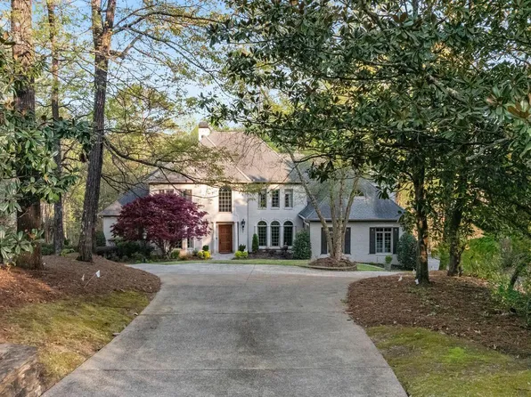 1748 Vestwood Hills Dr, Birmingham, AL 35216