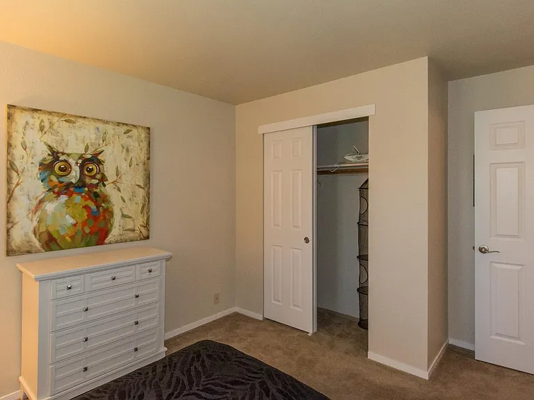 Ceres Plaza Apartments — Photo 11