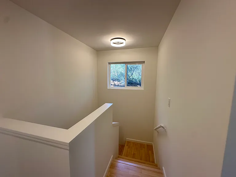 1336 Palos Verdes Dr #5 — Photo 15