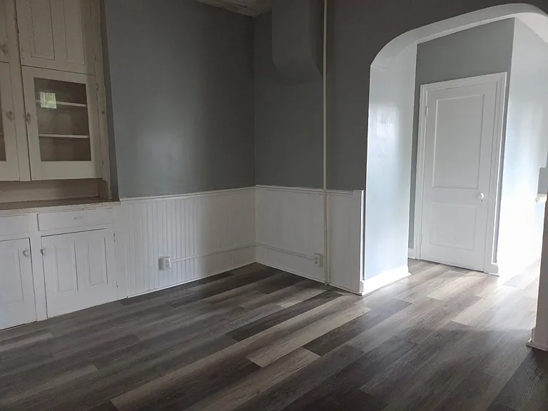 145 East Ave #1 — Photo 6
