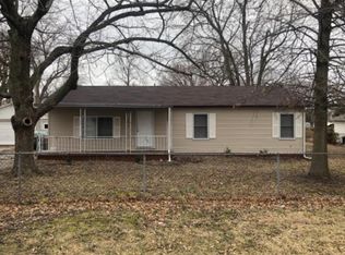 1840 Mullins Ave, Cahokia, IL 62206
