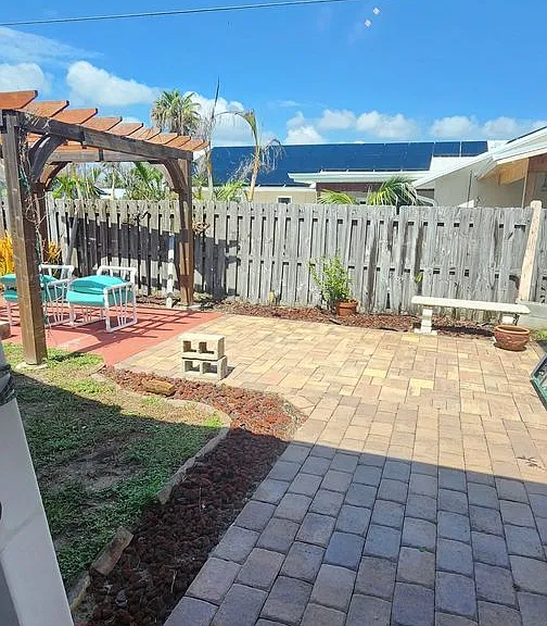 610 Palm Dr — Photo 28