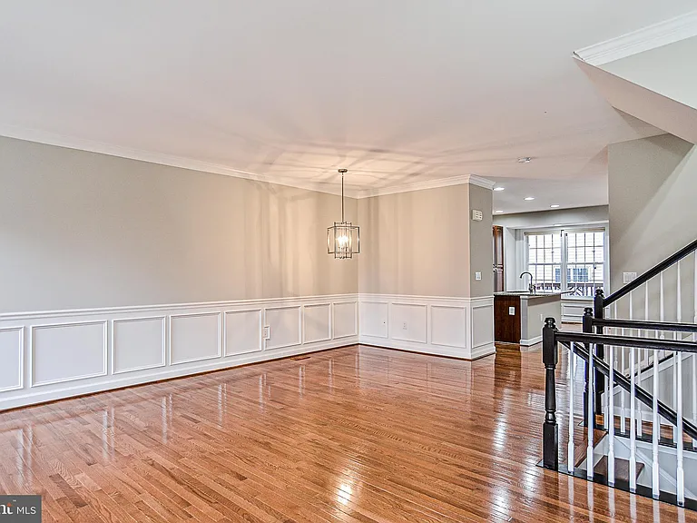 4654 Hummingbird Ln — Photo 6