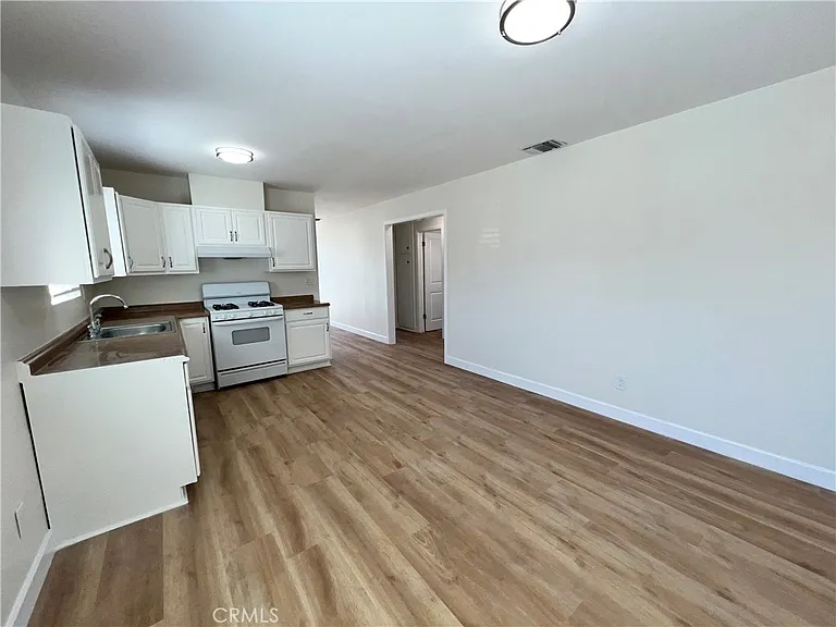 12948 Yorba Ave #A — Photo 8