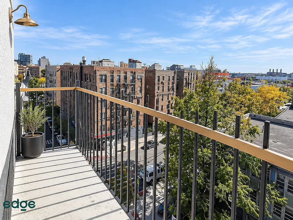 499 Concord Ave #7B
