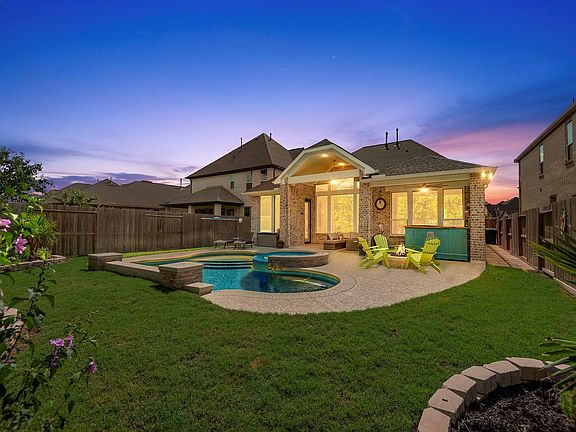 2nd image of 3611 Greenbriar Meadow Ln