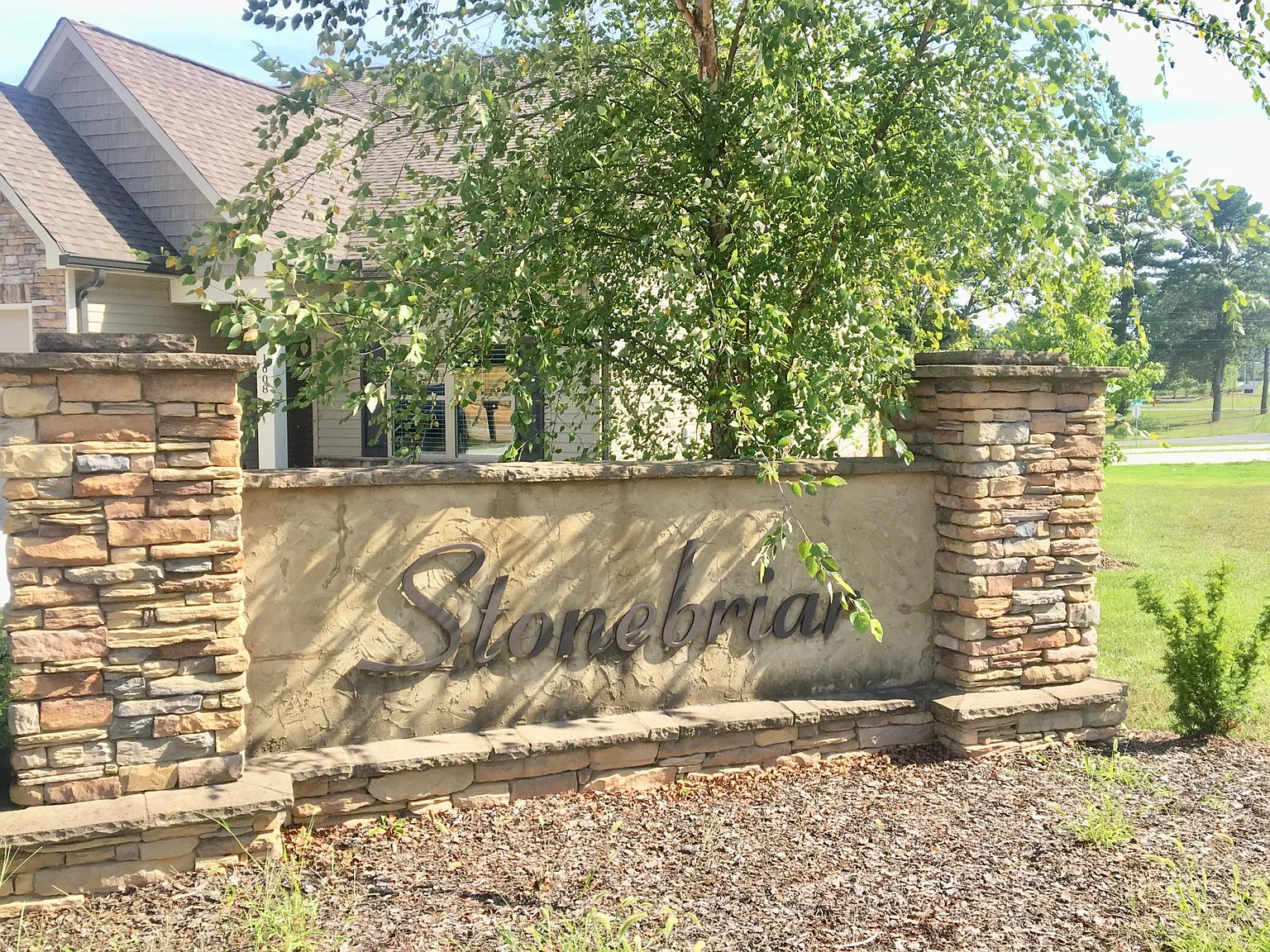 1716 Stone Castle Dr NE — Photo 2
