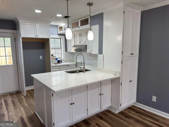 6694 Colchester Pl, Norcross, GA 30093
