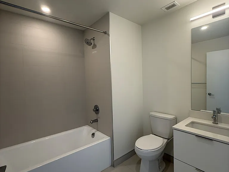 89 Church St #5005 — Photo 3