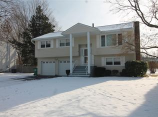 19 Gerry Rd, Poughkeepsie, NY 12603