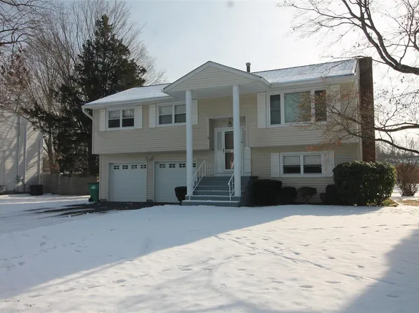 19 Gerry Road, Poughkeepsie, NY 12603