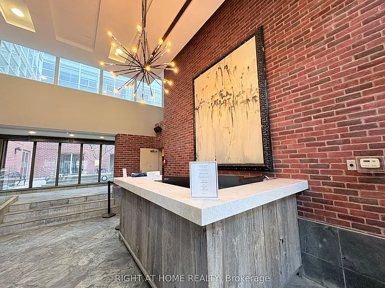 11 Saint Joseph St #1005 — Photo 2