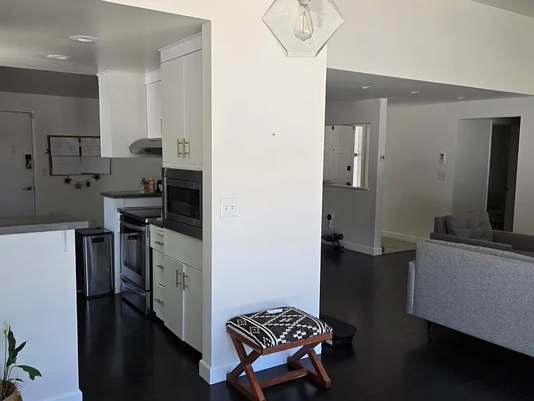 5851 Keokuk Ave — Photo 6