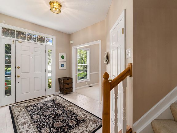 4th image of 4759 Glanstonbury Dr