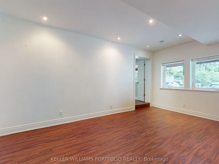 546 Eglinton Ave E #5 — Photo 21