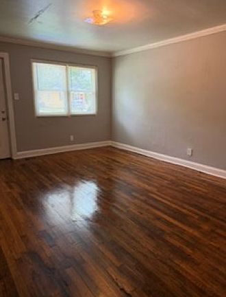 3rd image of 14 Hall St Unit A