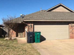 11123 SW 5th St, Yukon, OK 73099
