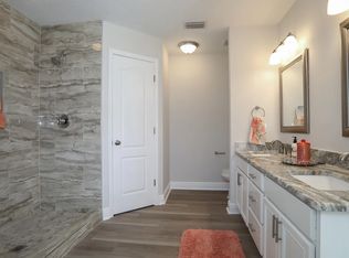 291 Tecumseh Ln, Mary Esther, FL 32569