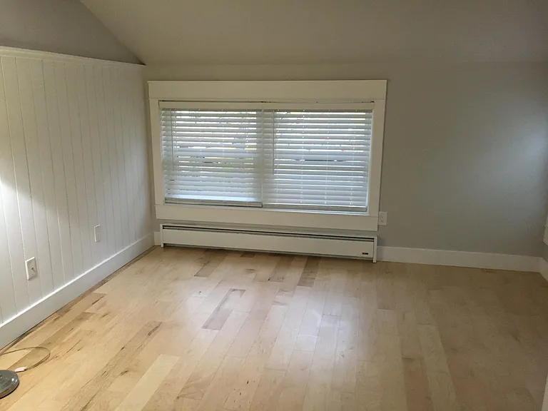 297 College St #C-1 — Photo 5