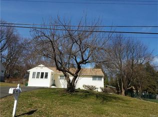 6 Miele Rd, Monsey, NY 10952