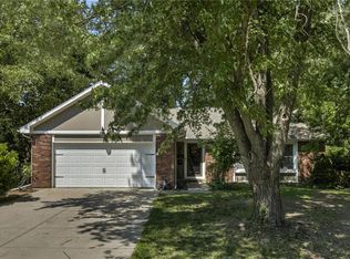 405 N Pinon St, Olathe, KS 66061