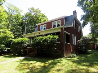 877 Beechwood Blvd, Ellwood City, PA 16117