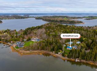 42 Goldfinch Ln, Lunenburg, NS B0J2C0