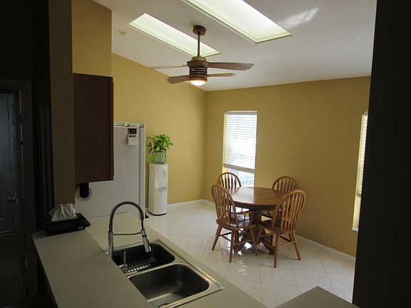 5th image of 5840 NW Zenith Dr