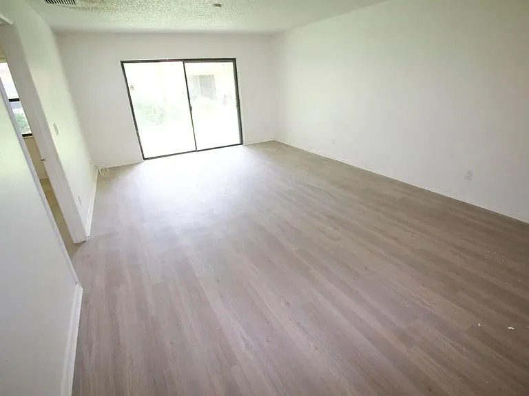 3788 Harwood St — Photo 14