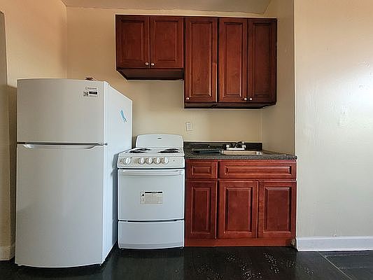 2nd image of 1980 Unionport Rd APT C54