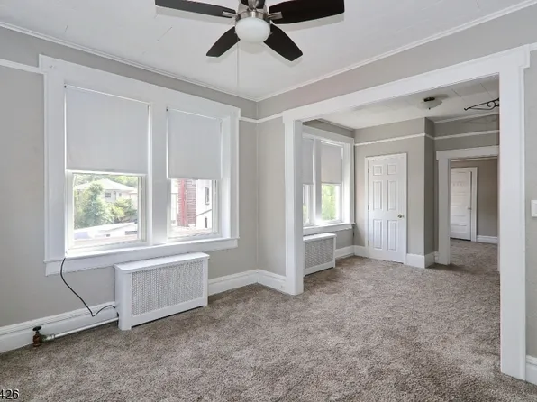 4 Highland Cmns #2, Maplewood, NJ 07040