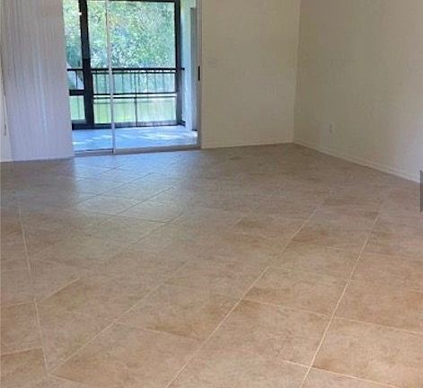 3rd image of 13150 White Marsh Ln APT 200