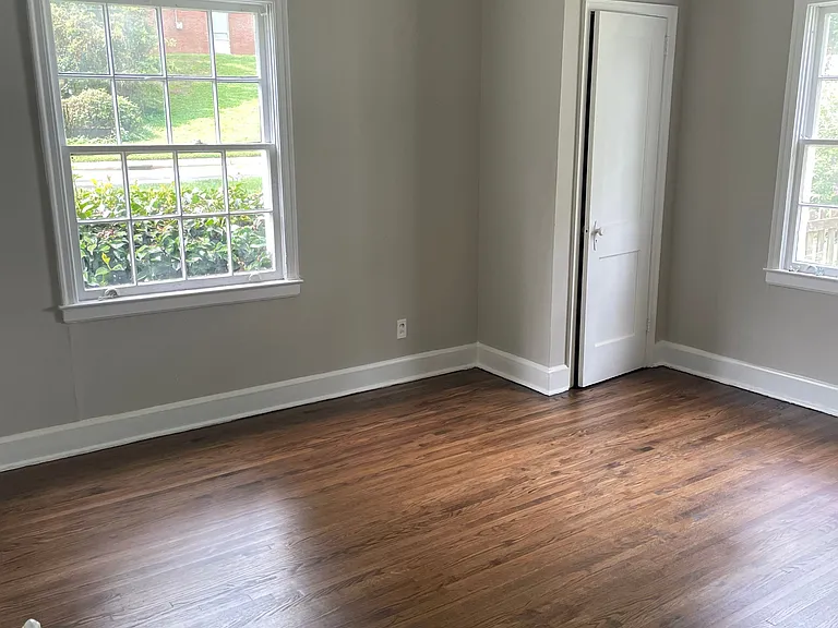 829 Everett Pl — Photo 7