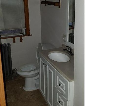 5th image of 6840 S Rockwell St #2