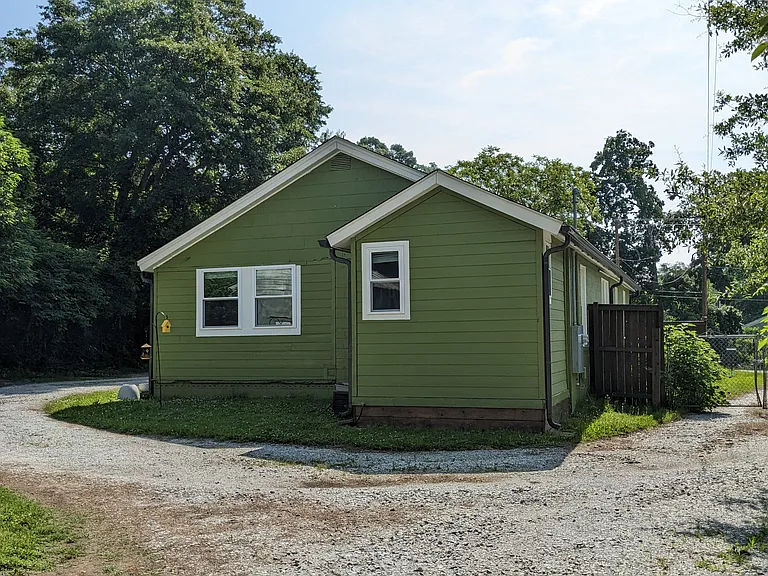 218 Old Piedmont Hwy — Photo 23
